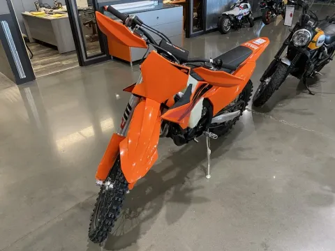 More photos of 2027 KTM XC 350 F at Dell's Powersports, MO