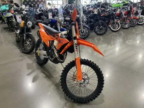 Photos of 2027 KTM XC 350 F for sale in Grain Valley, MO at Dell's Powersports