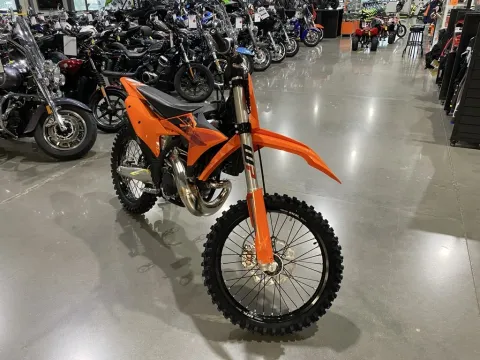 Photos of 2027 KTM SX 300 for sale in Grain Valley, MO at Dell's Powersports