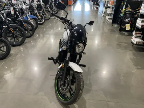 Another view of 2015 Kawasaki Vulcan S ABS for sale in Grain Valley, MO at Dell's Powersports