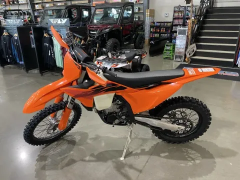 More photos of 2027 KTM XC 450 F at Dell's Powersports, MO