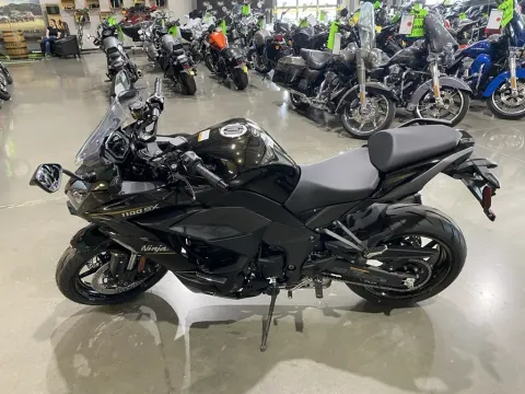 More photos of 2026 Kawasaki Ninja 1100SX ABS at Dell's Powersports, MO