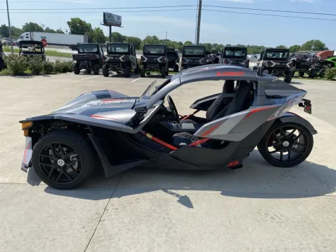 More photos of 2018 Polaris SLINGSHOT GRAND TOURING at Dell's Powersports, MO