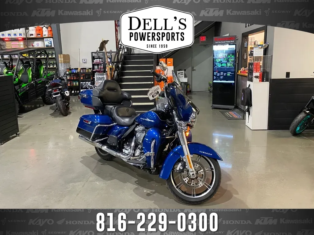 Blue 2022 Harley-Davidson Touring Ultra Limited for sale in Grain Valley, MO