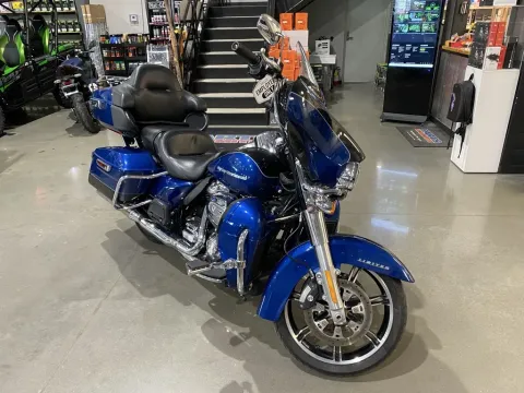 Photos of 2022 Harley-Davidson Touring Ultra Limited for sale in Grain Valley, MO at Dell's Powersports