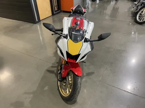Another view of 2022 Yamaha YZF R7 for sale in Grain Valley, MO at Dell's Powersports