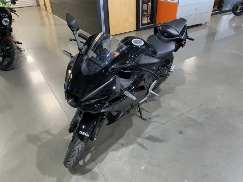 More photos of 2026 Yamaha YZF R3 at Dell's Powersports, MO