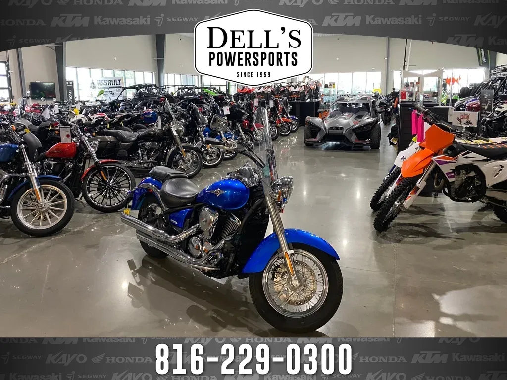 Blue 2009 Kawasaki Vulcan 900 Classic for sale in Grain Valley, MO