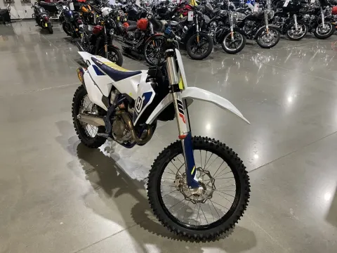 Photos of 2022 Husqvarna FC for sale in Grain Valley, MO at Dell's Powersports
