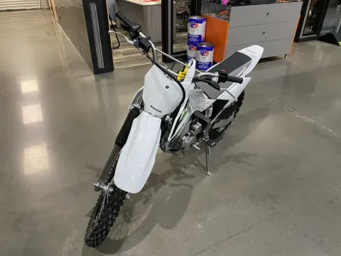 More photos of 2027 Kawasaki KLX 140R L at Dell's Powersports, MO