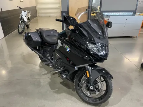 Photos of 2024 BMW K 1600 B for sale in Grain Valley, MO at Dell's Powersports