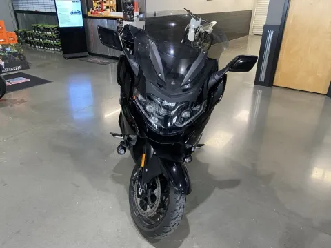 Another view of 2024 BMW K 1600 B for sale in Grain Valley, MO at Dell's Powersports