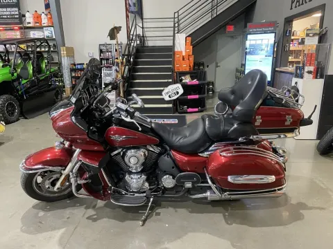 More photos of 2010 Kawasaki Vulcan 1700 Voyager at Dell's Powersports, MO