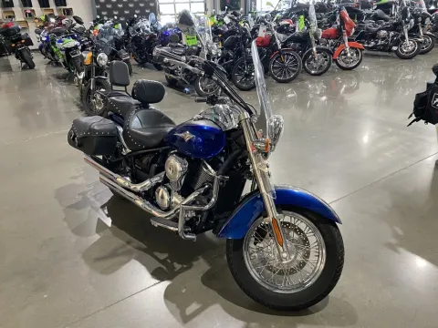 Photos of 2019 Kawasaki Vulcan 900 Classic LT for sale in Grain Valley, MO at Dell's Powersports