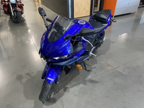 More photos of 2024 Yamaha YZF R3 at Dell's Powersports, MO