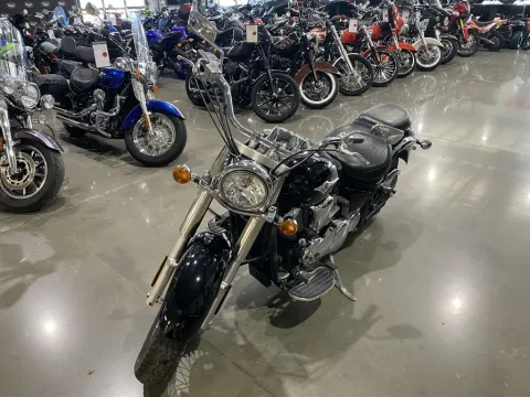 More photos of 2009 Kawasaki Vulcan 900 Classic at Dell's Powersports, MO