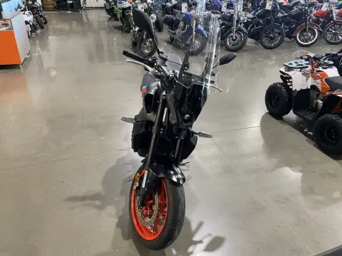 Another view of 2021 Yamaha MT 09 for sale in Grain Valley, MO at Dell's Powersports