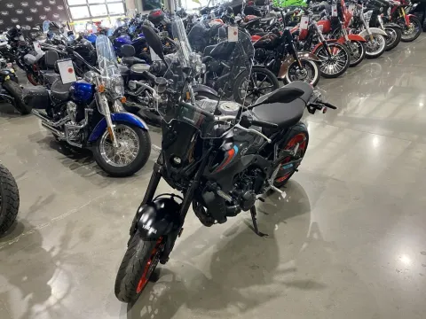 More photos of 2021 Yamaha MT 09 at Dell's Powersports, MO