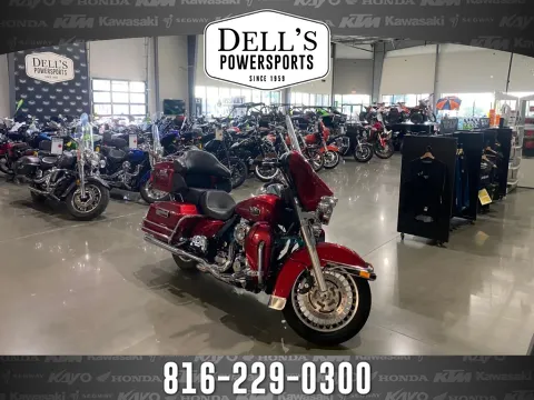 Red 2012 Harley-Davidson Electra Glide Ultra Classic for sale in Grain Valley, MO