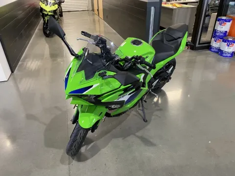 More photos of 2026 Kawasaki Ninja 500 at Dell's Powersports, MO