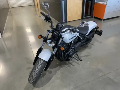 More photos of 2025 Indian Scout Sixty Bobber Limited at Dell's Powersports, MO