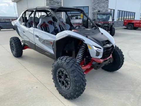 Photos of 2026 Kawasaki Teryx5 H2 Deluxe eS for sale in Grain Valley, MO at Dell's Powersports
