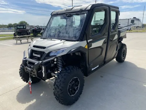 More photos of 2027 Kawasaki RIDGE Crew at Dell's Powersports, MO