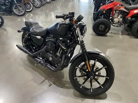 Photos of 2021 Harley-Davidson Sportster Iron 883 for sale in Grain Valley, MO at Dell's Powersports