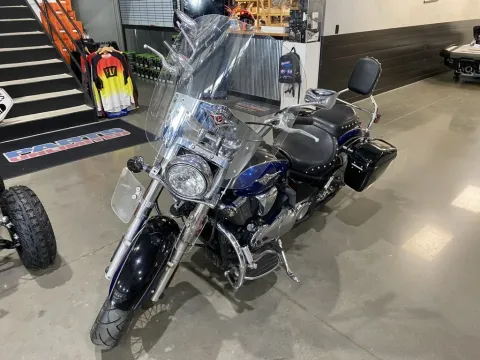 More photos of 2009 Kawasaki Vulcan 900 Classic LT at Dell's Powersports, MO