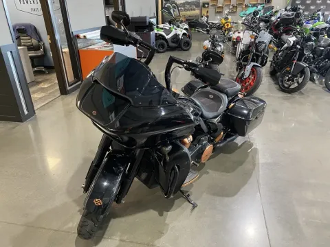 More photos of 2019 Harley-Davidson Road Glide Special at Dell's Powersports, MO