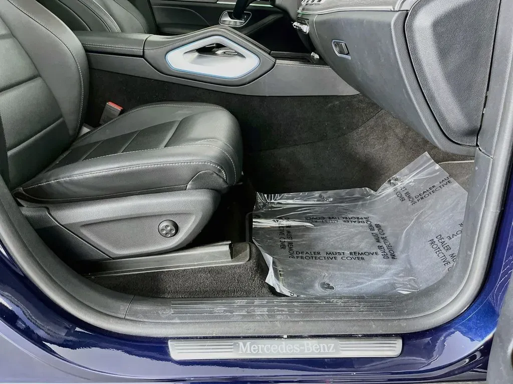 2022 Mercedes-Benz GLS GLS450 - Photo 36