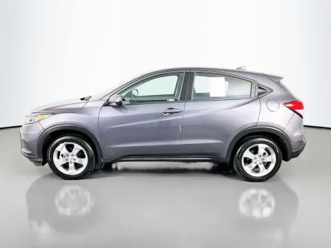 More photos of 2022 Honda HR-V LX at Clement Supercenter, MO