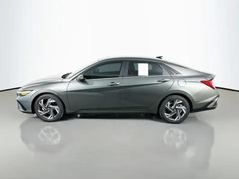 More photos of 2025 Hyundai Elantra SEL Convenience at Clement Supercenter, MO