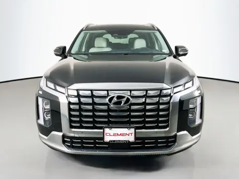 Photos of 2025 Hyundai Palisade Calligraphy for sale in Saint Charles, MO at Clement Supercenter