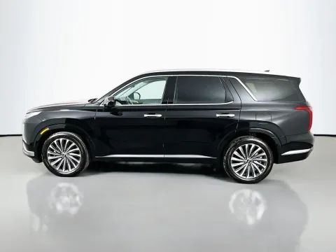 More photos of 2025 Hyundai Palisade Calligraphy at Clement Supercenter, MO