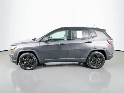 More photos of 2021 Jeep Compass Altitude at Clement Supercenter, MO