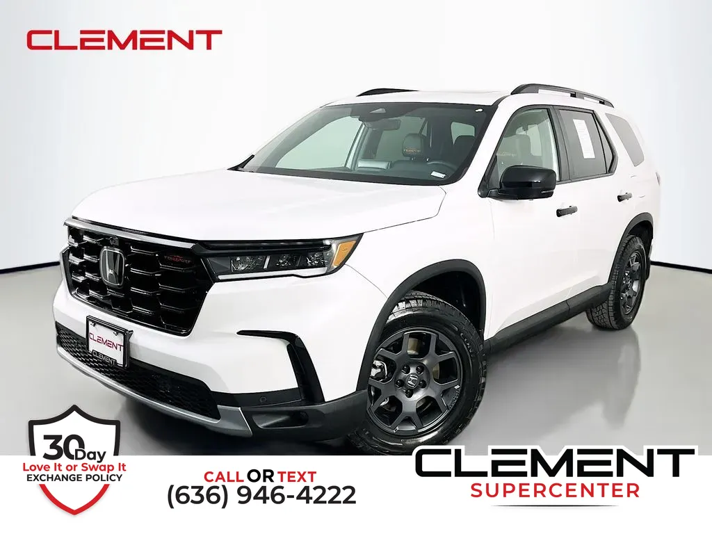 White 2025 Honda Pilot TrailSport for sale in Saint Charles, MO