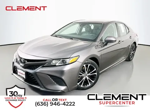 Gray 2019 Toyota Camry SE for sale in Saint Charles, MO