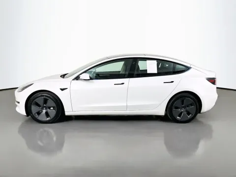 More photos of 2023 Tesla Model 3 at Clement Supercenter, MO