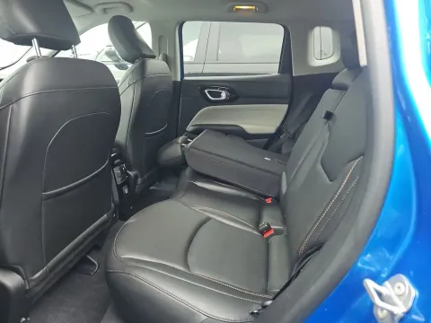 More photos of 2022 Jeep Compass Limited at Clement Supercenter, MO