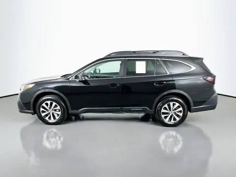 More photos of 2022 Subaru Outback Premium at Clement Supercenter, MO