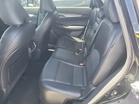 More photos of 2021 INFINITI QX50 LUXE at Clement Supercenter, MO