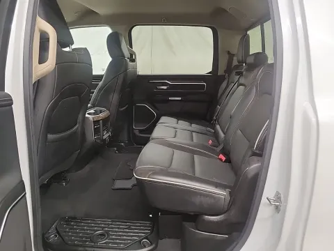 More photos of 2019 Ram 1500 Laramie at Clement Supercenter, MO