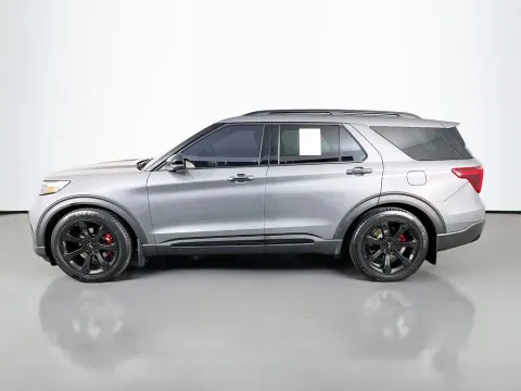 More photos of 2023 Ford Explorer ST at Clement Supercenter, MO