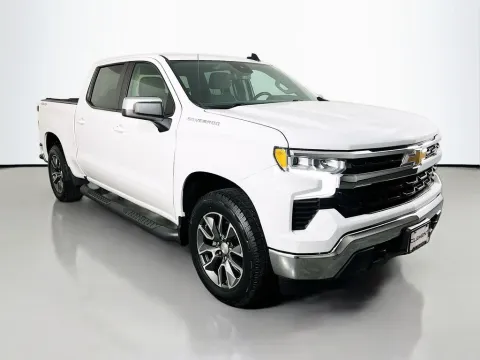 More photos of 2023 Chevrolet Silverado 1500 LT at Clement Supercenter, MO