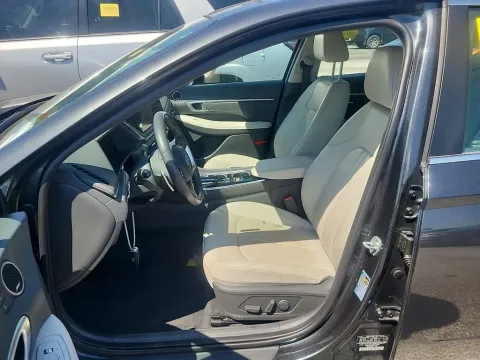 Another view of 2022 Hyundai Sonata Limited for sale in Saint Charles, MO at Clement Supercenter