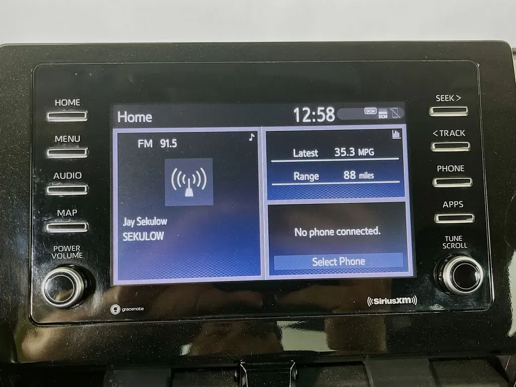 2023 Toyota Camry SE - Photo 19