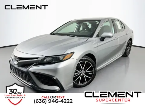 Silver 2023 Toyota Camry SE for sale in Saint Charles, MO