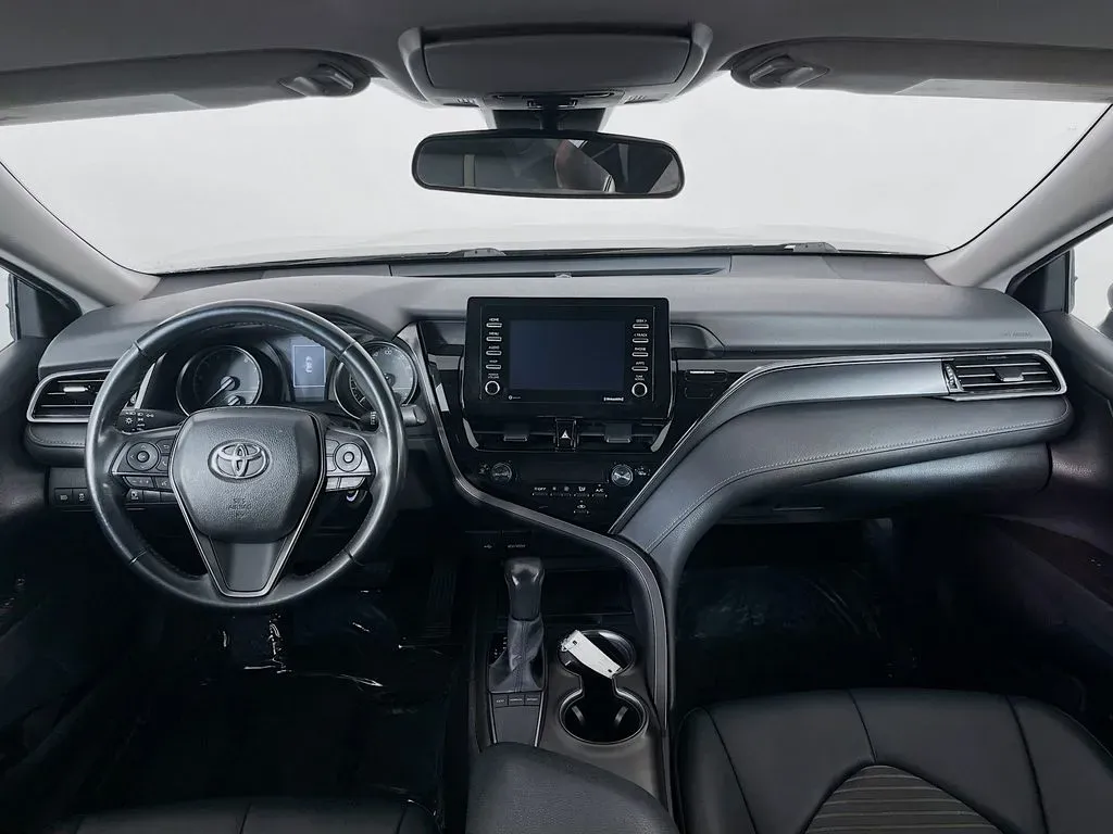 2023 Toyota Camry SE - Photo 12