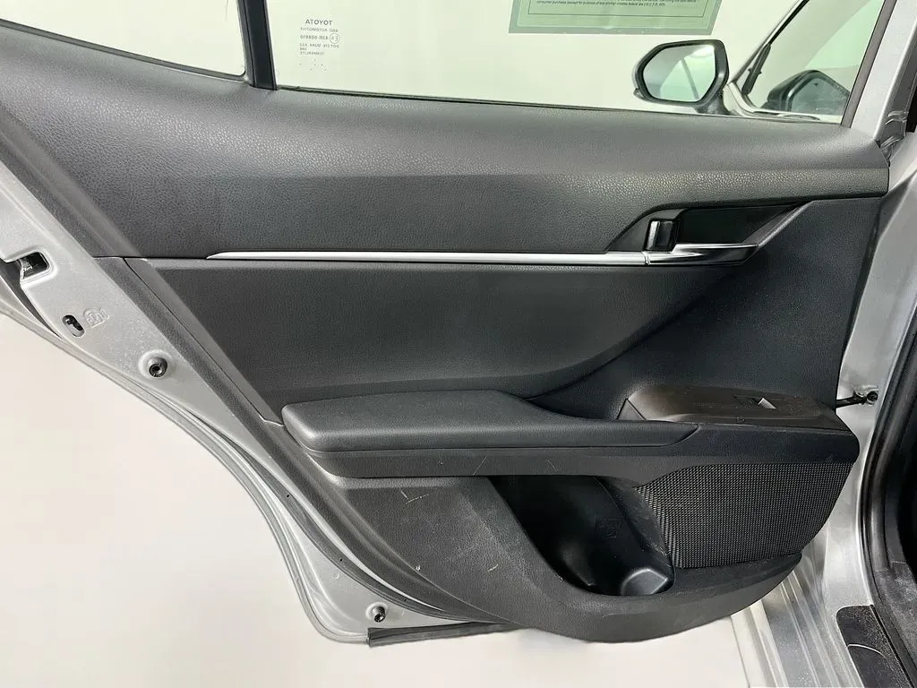 2023 Toyota Camry SE - Photo 29